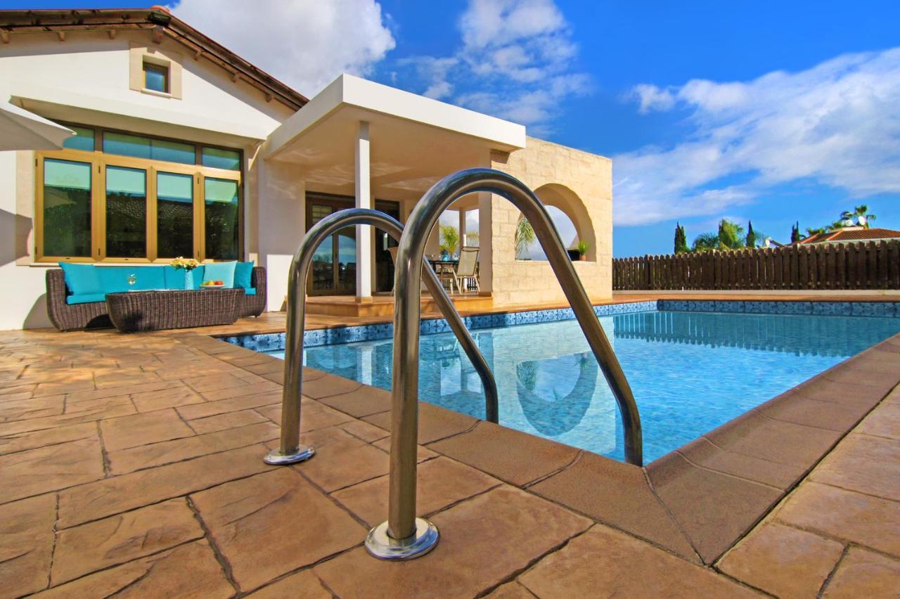 Villa Merry Agia Napa Exterior foto