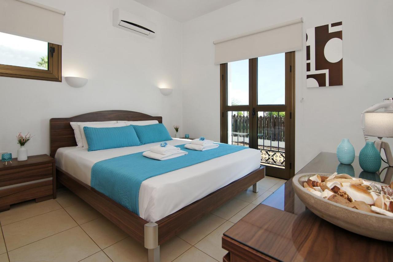 Villa Merry Agia Napa Exterior foto